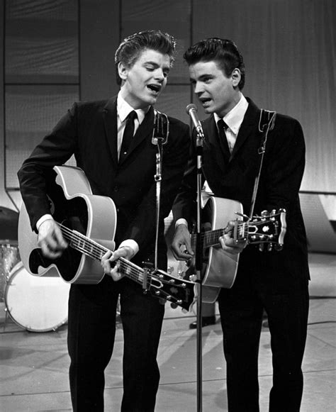 Everly Brothers' Don dies at the age of 84 .